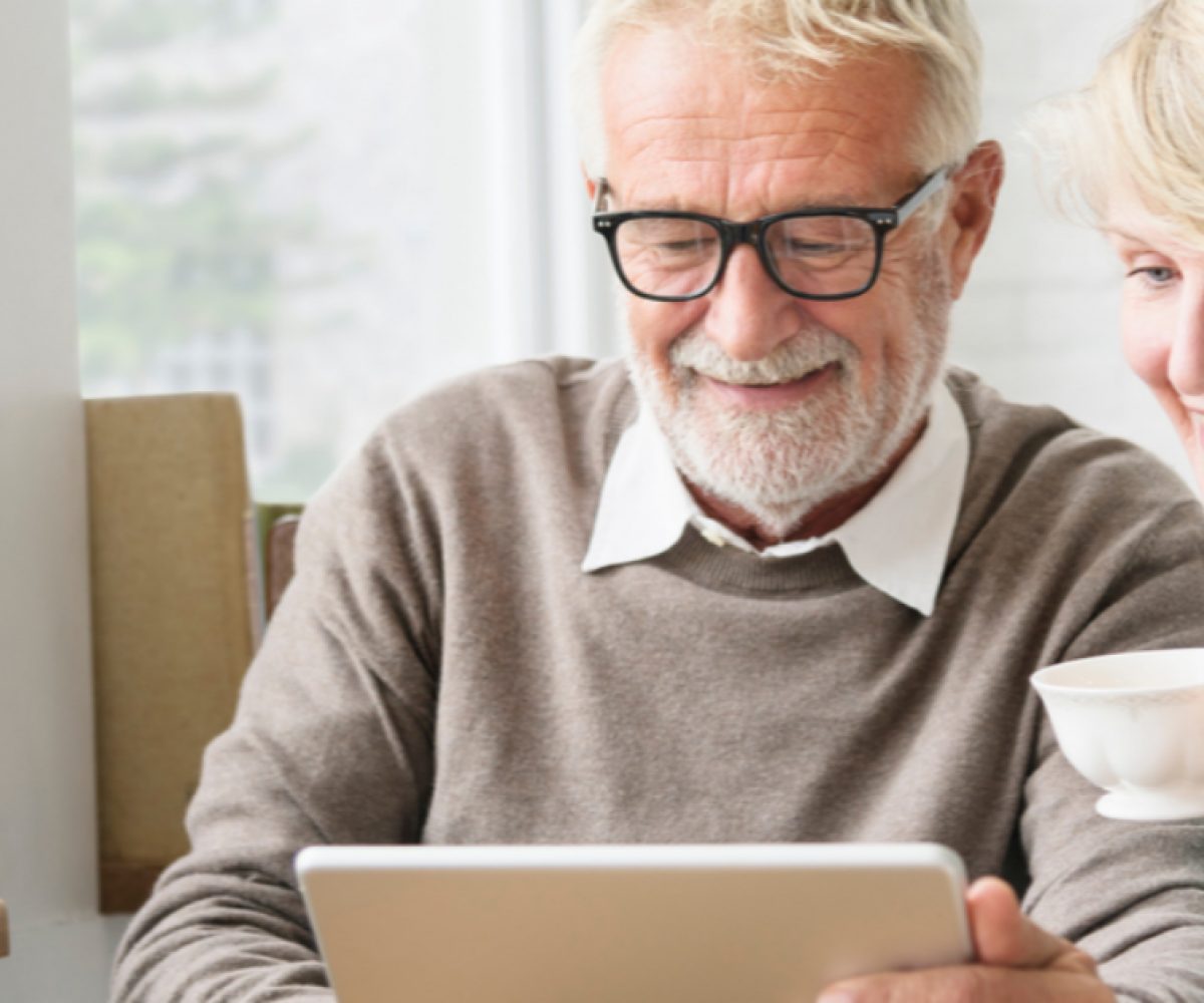 Older couple on laptop