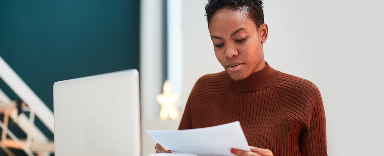 Stock woman online form